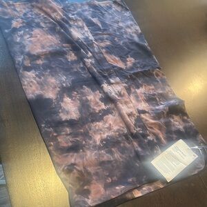 lululemon athletica Vinyasa Scarf - Black and Brown